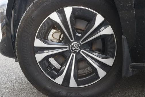 2024 Toyota bZ4X XLE