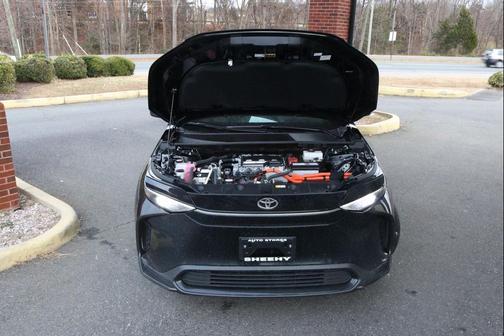 2024 Toyota bZ4X XLE