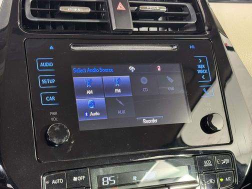 2019 Toyota Prius LE