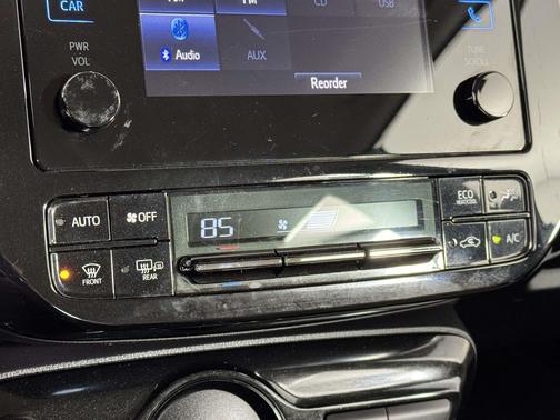 2019 Toyota Prius LE