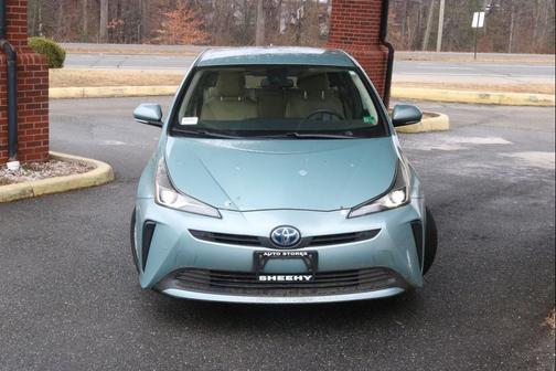 2019 Toyota Prius LE