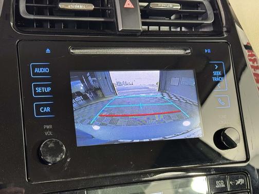 2019 Toyota Prius LE