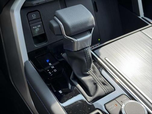 2025 Toyota Tundra Platinum