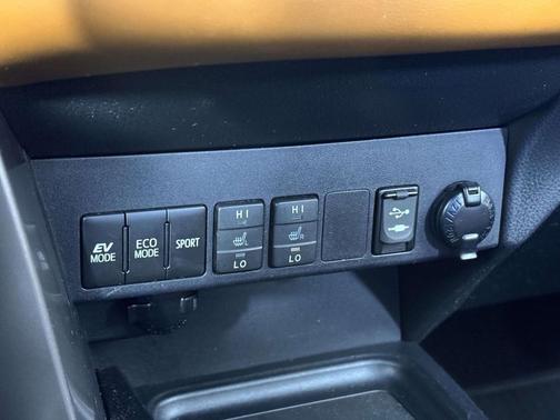 2018 Toyota RAV4 Hybrid Limited