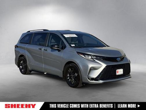 2025 Toyota Sienna XSE 7 Passenger