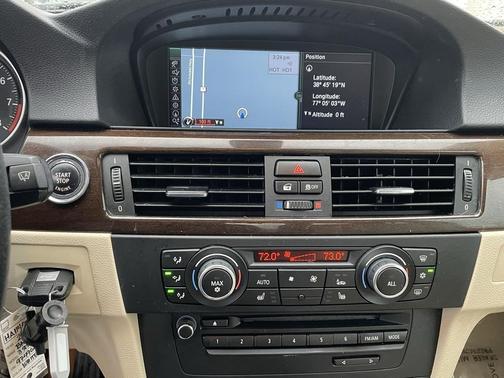 White Metallic 2012 BMW 328 xDrive