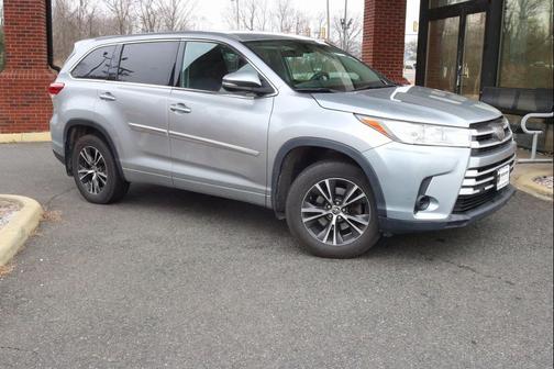 2018 Toyota Highlander LE