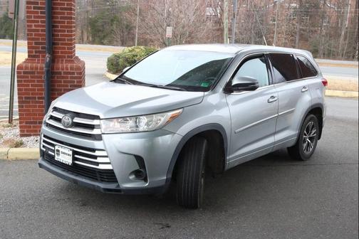 2018 Toyota Highlander LE