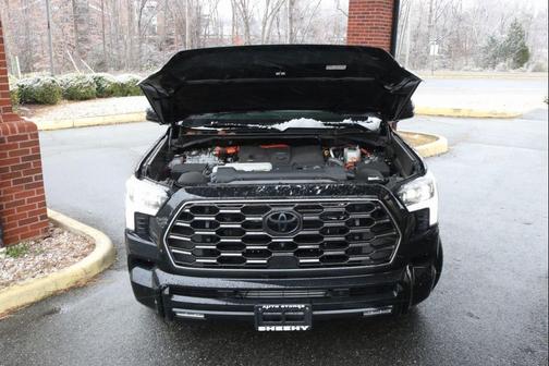 2024 Toyota Sequoia Platinum