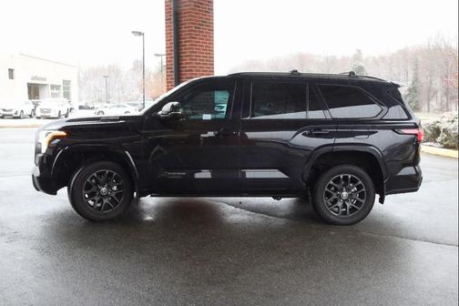 2024 Toyota Sequoia Platinum