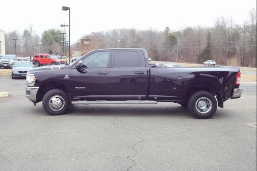 2019 RAM 3500 Tradesman Crew Cab 4x4 8' Box