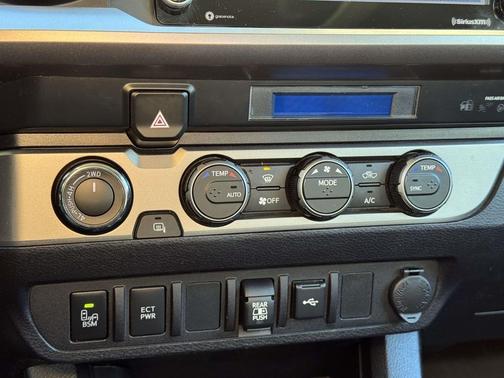 2022 Toyota Tacoma SR5