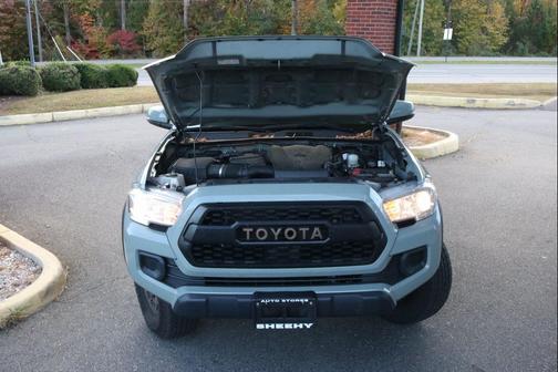 2022 Toyota Tacoma SR5