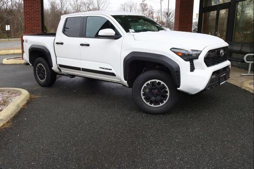 2024 Toyota Tacoma TRD Off Road
