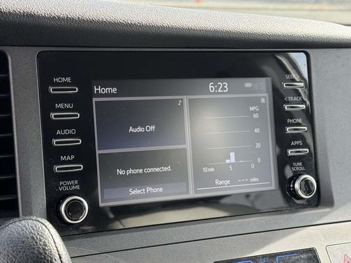 2020 Toyota Sienna SE