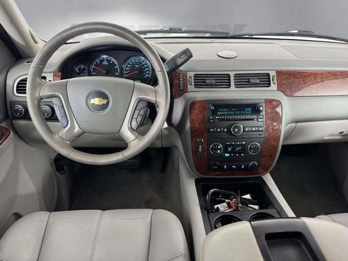 Summit White 2013 Chevrolet Tahoe LT
