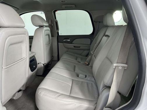 Summit White 2013 Chevrolet Tahoe LT