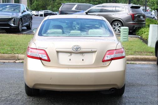 Sandy Beach Metallic 2011 Toyota Camry LE