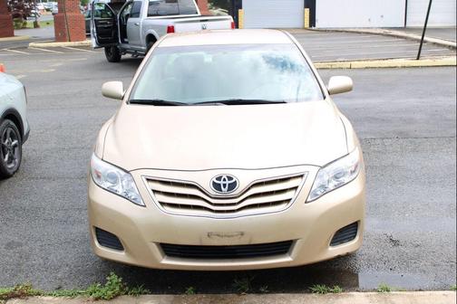 Sandy Beach Metallic 2011 Toyota Camry LE