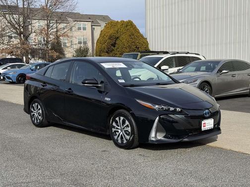 2022 Toyota Prius Prime XLE