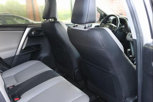 2016 Toyota RAV4 Hybrid SE