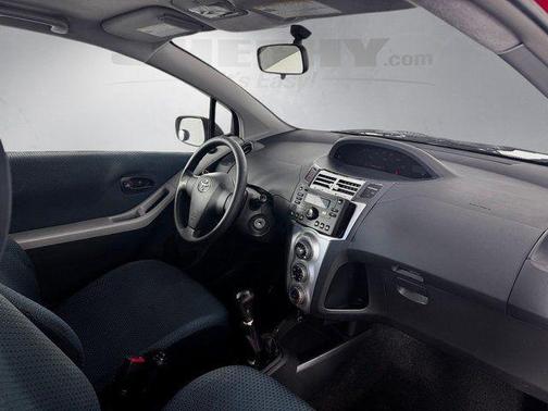 Absolutely Red 2008 Toyota Yaris Base