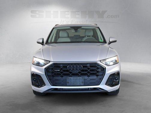 Florett Silver Metallic 2022 Audi Q5 45 S line Premium Plus