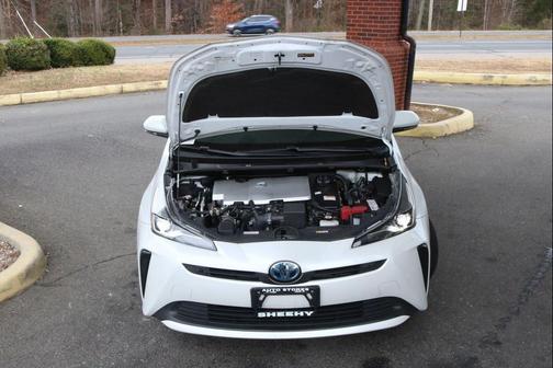 2021 Toyota Prius XLE