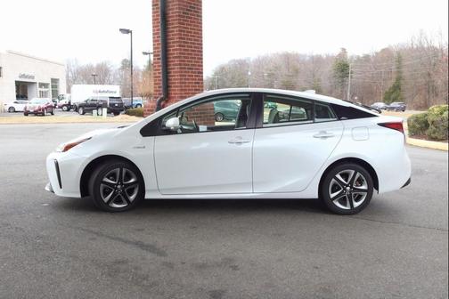 2021 Toyota Prius XLE