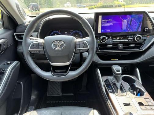 2023 Toyota Highlander Hybrid Limited