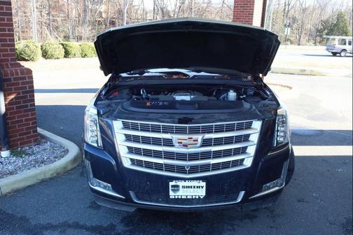 2020 Cadillac Escalade ESV Luxury