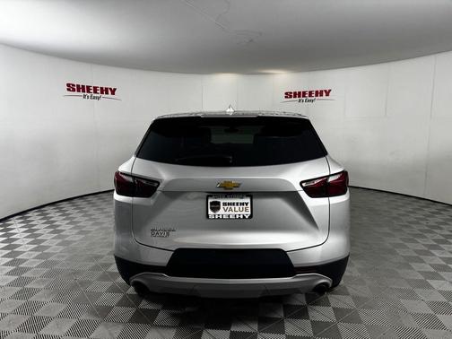 Silver Ice Metallic 2020 Chevrolet Blazer 1LT
