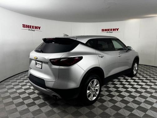 Silver Ice Metallic 2020 Chevrolet Blazer 1LT