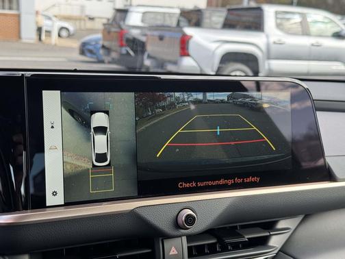 2026 Toyota Crown Platinum