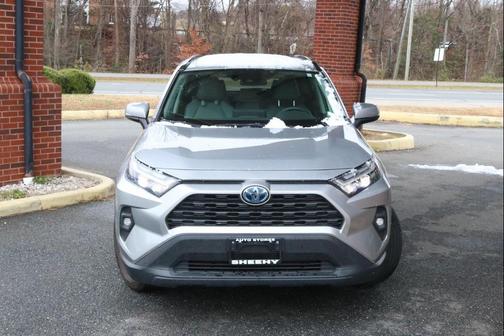 2022 Toyota RAV4 Hybrid XLE Premium