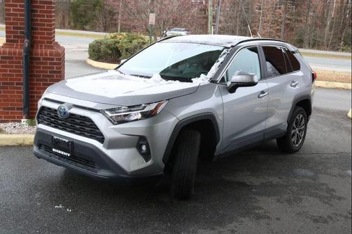 2022 Toyota RAV4 Hybrid XLE Premium