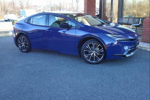 2024 Toyota Prius XLE