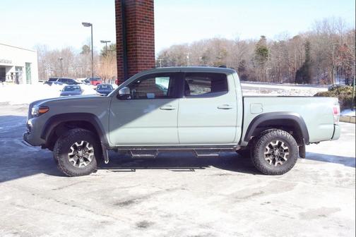 2023 Toyota Tacoma TRD Off Road