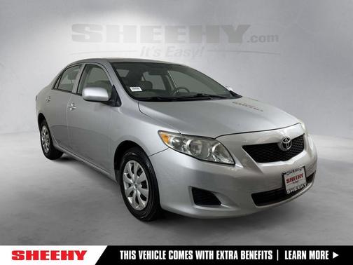 Classic Silver Metallic 2010 Toyota Corolla LE