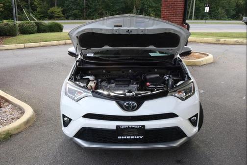 2016 Toyota RAV4 SE