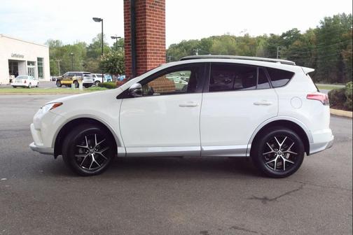 2016 Toyota RAV4 SE