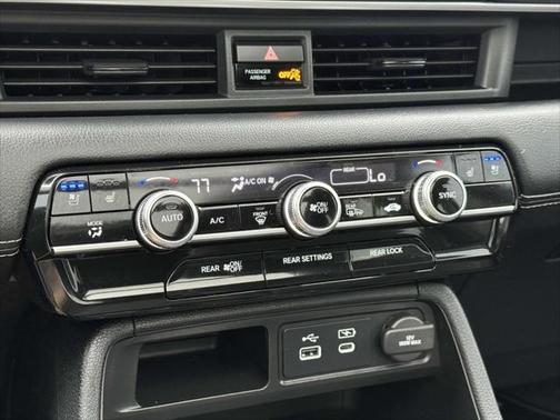 2023 Honda Pilot AWD Elite