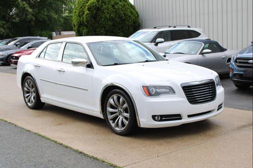 Bright White Clearcoat 2014 Chrysler 300 S