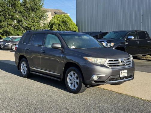 2013 Toyota Highlander SE