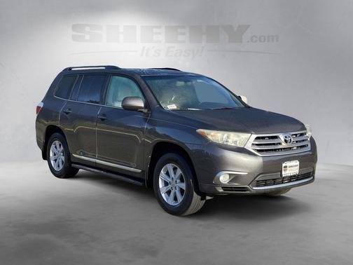 2013 Toyota Highlander SE