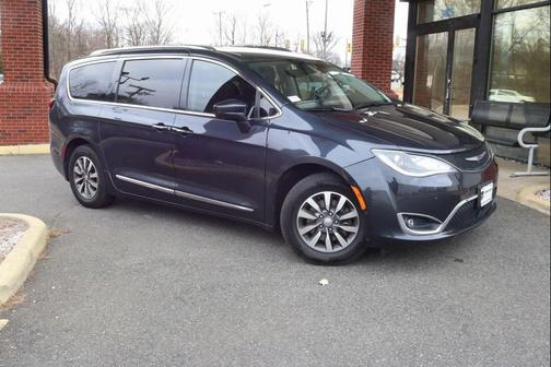 2020 Chrysler Pacifica Touring-L Plus