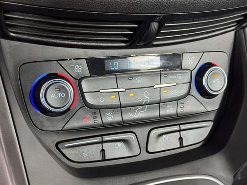 White Gold Metallic 2017 Ford C-Max Energi SE