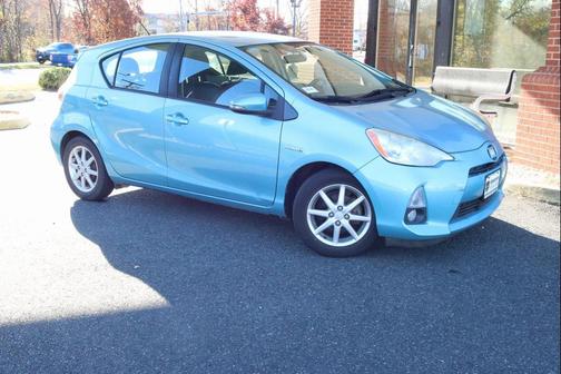 2013 Toyota Prius c Four