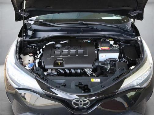 2021 Toyota C-HR XLE