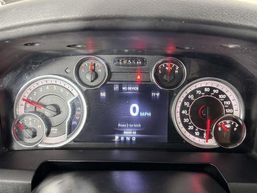 Blue Streak Pearlcoat 2016 RAM 1500 Big Horn